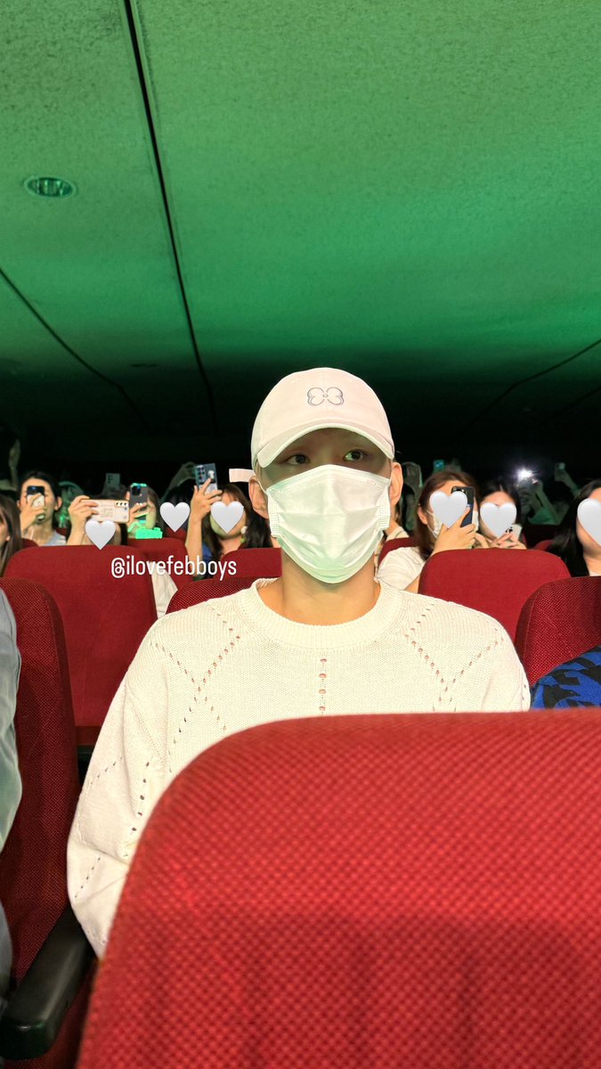 ilovefebboys's tweet photo. #정우 와 함께하는 도영 콘서트 240525 https://t.co/RRlEpWN7Yy