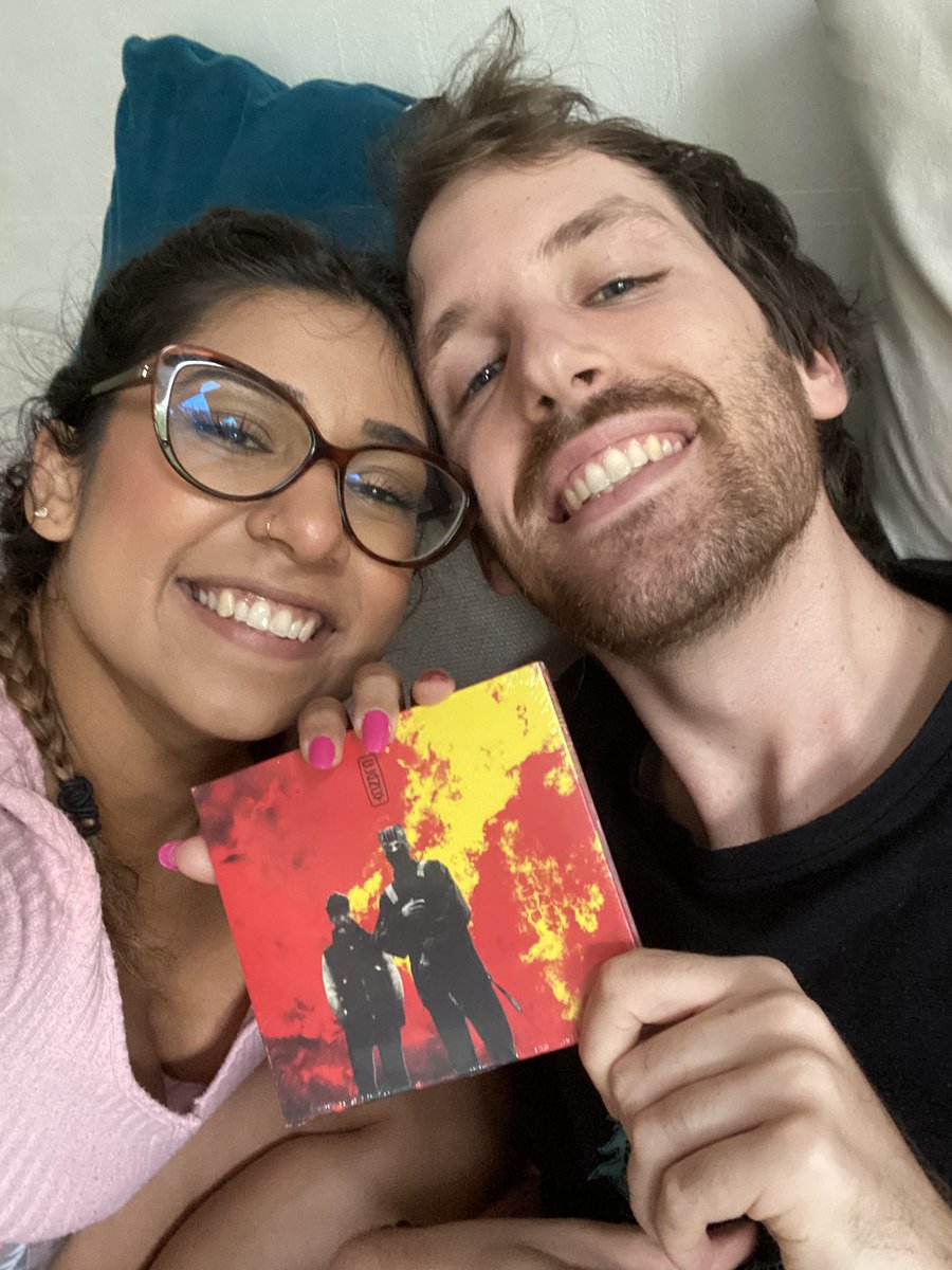 Callmenymph5's tweet photo. @valfrcs @tylerrjoseph @joshuadun guuuuyss we got your CD yesterday !
We waited patiently till the 24th to listen to y’all! Btw my baby is in the picture next to me and he’s your BIGGEST fan !!! HE was the one determined to respect y’all by waiting for the 24th 🥰 https://t.co/olBA3D15Dk