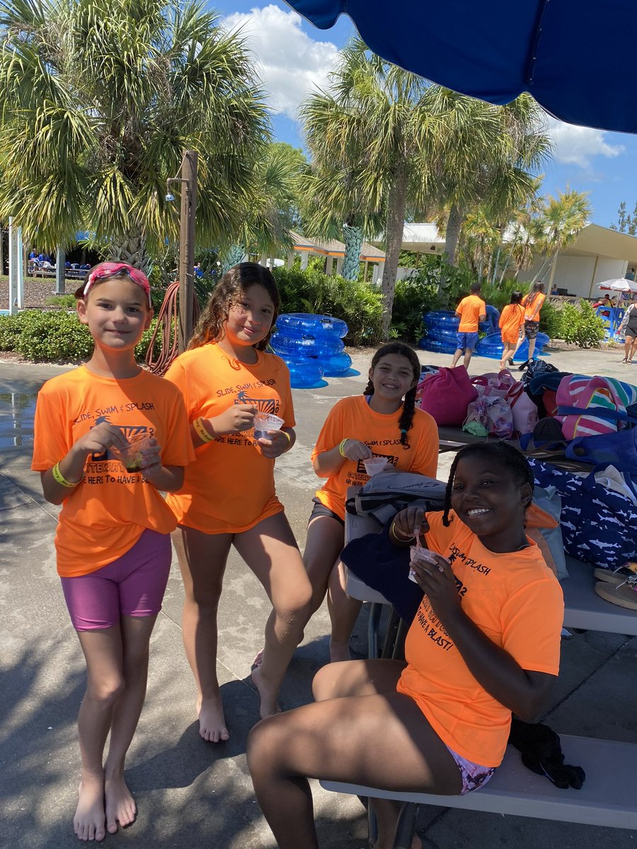 Gateway_Gators's tweet image. #GatewayGators🐊 5th grade end of year Sunsplash trip #LeeSchools