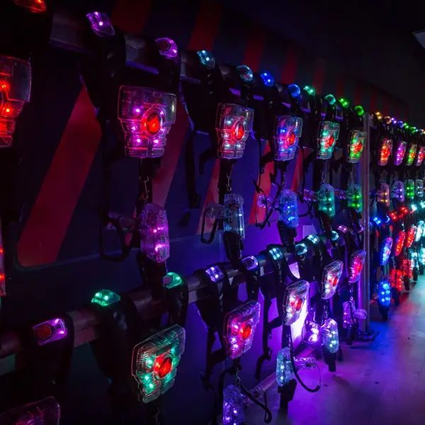marion26299073's tweet photo. Here we are #Lazerzone birthday party of my little nephew 🥳 wow it’s really amazing and I don’t know what will be happening 🥳 https://t.co/WsEDNvLyAQ