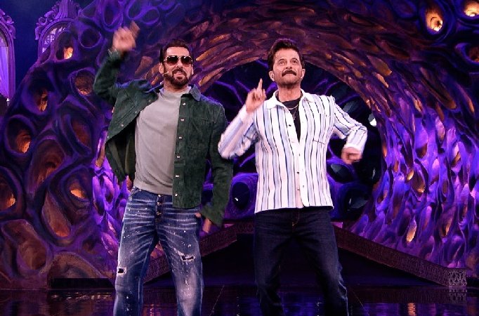 Bigg Boss OTT Season 3 is premiering next month with Anil Kapoor taking over as the new host, replacing Salman Khan!

#BiggBossOtt3 #BBOTT3 #SalmanKhan #Anilkapoor