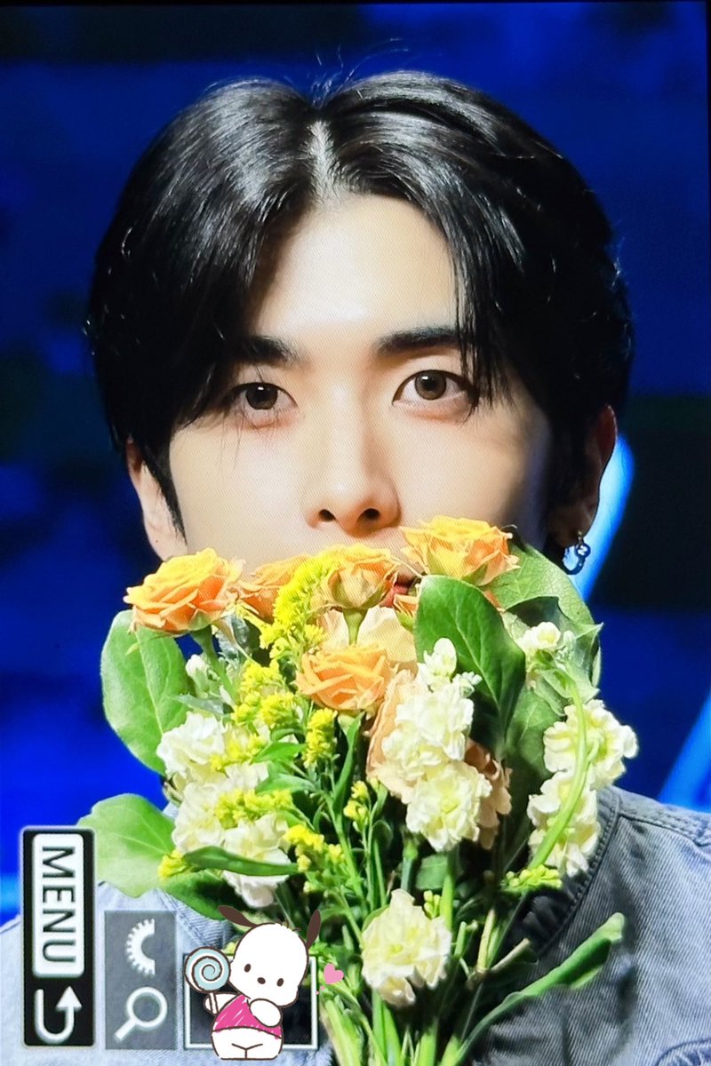 LOVEPEACH_98's tweet photo. 240525 아 빠때리업ㄱ다고요
#이동열 #LEEDONGYEOL 
#동열 #DONGYEOL #돈녀링
@OFFICIAL_LDY https://t.co/O6hcpOHL4f