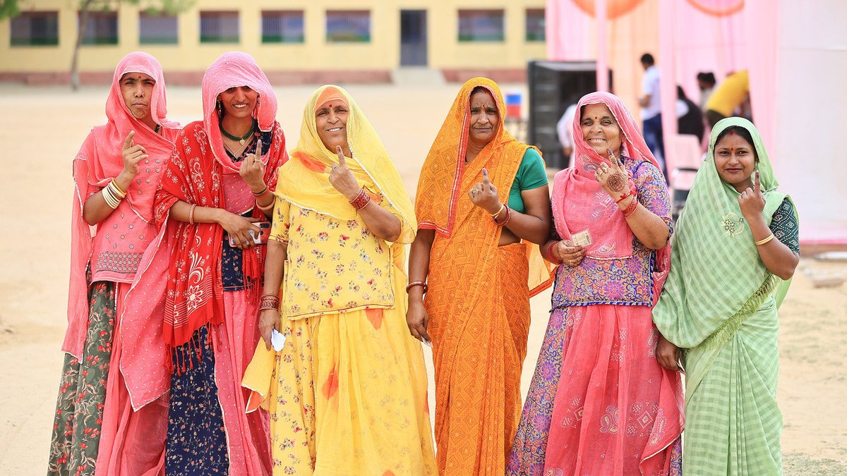 Eat, pray, vote: How women are being lured to take part in India’s election Historically, a third of voters stay home in India. This time, civil society has come up with fresh ideas how to attract women to polling stations READ RT FEATURE: on.rt.com/cthu