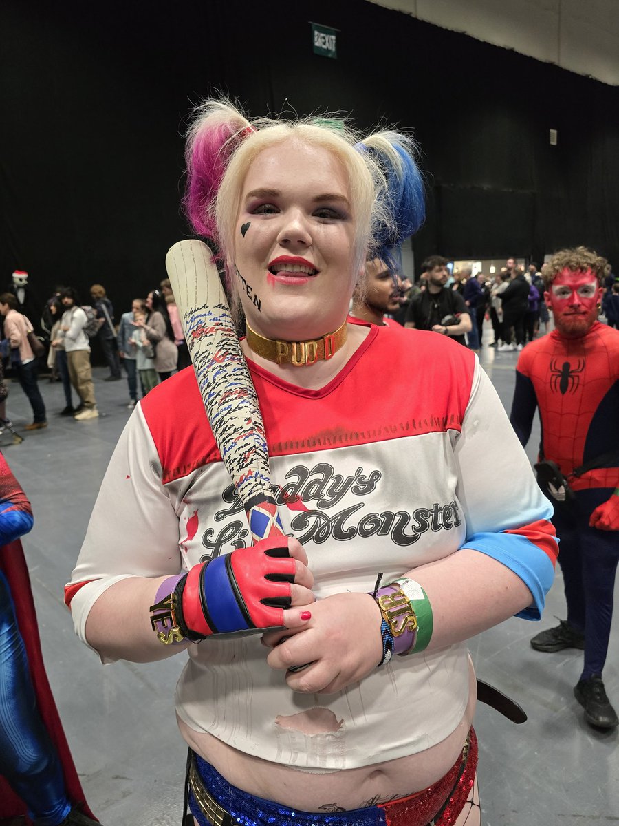 The right support opens up the world for people like Bethany.
Staff who really understand the person they support and who do their utmost to fulfil dreams.
Community Integrated Care have helped Beth fulfil a lifetime dream today.. A trip to Comic Con.
They are awesome!!