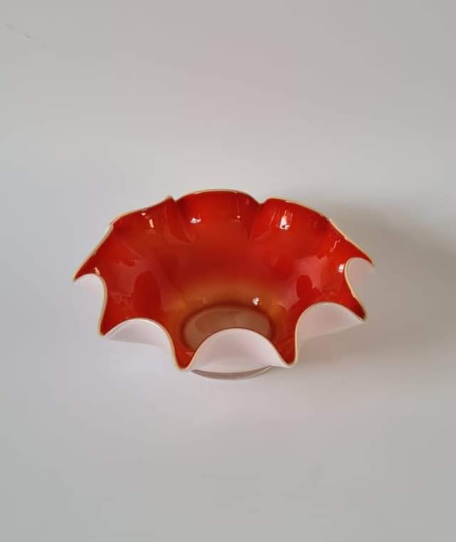 Collectable Curios' item of the day...Vintage Art Glass Orange/Red and White Bowl

collectablecurios.co.uk/product/vintag…

#ArtGlass #OrangeBowl #RedBowl #Trending #Home #PreLoved #ShopBelfast #ShopVintage #ShopLocalNI #SupportLocalNI #StGeorgesBelfast #StGeorgesMarket #StGeorgesMarketBelfast