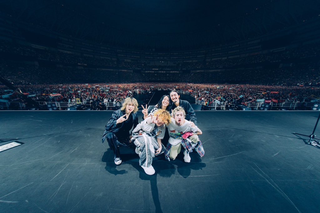 Thank You #ONEOKROCK!!🤝
Thank You All!!🤝

2024.05.25
SUPER DRY SPECIAL LIVE
Organized by ONE OK ROCK

@ONEOKROCK_japan

ー

#Vaundy
one man live ARENA tour 2024-2025

🎫プレリザーブ3次先行
w.pia.jp/t/vaundy-24-25/

🎫会員サイト先行※ステージサイドバック席
member.vaundy.jp/news/detail/10…
