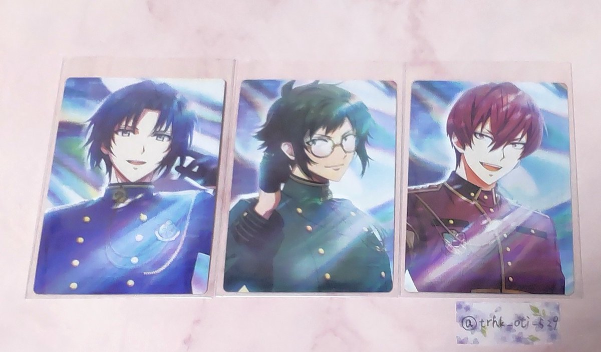 【交換】アイナナ G4Y 特典 ホログラムカード

譲）一織、大和、トウマ

求）壮五 &gt; 龍之介 &gt; 三月

郵送での交換になります。
お気軽にお声掛けください🙇