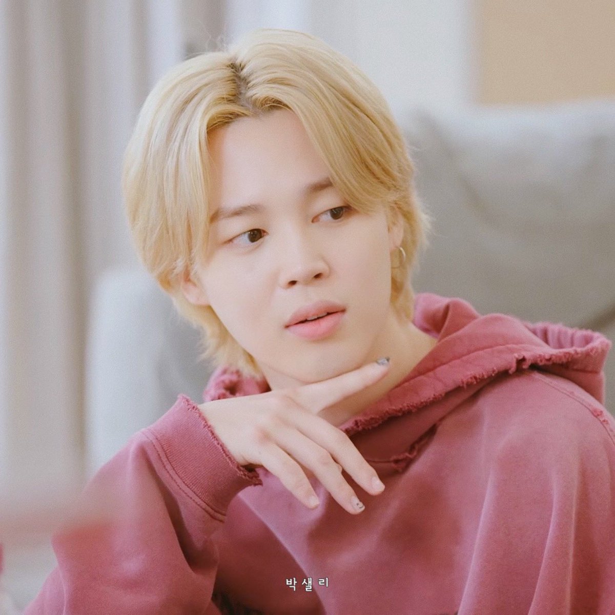 박샐리 tweet media