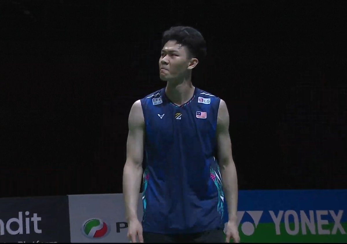 theone_xyz's tweet photo. FINALSSSSS!!!!

Lee Zii Jia 🇲🇾 WON AGAINST Ng Ka Long Angus 🇭🇰

21-15
21-17

He is limping, but he is crazy!!! A total madness &amp; he manages to go through this semi 🔥. RESPECT 🫡

#MalaysiaMasters2024 https://t.co/ulOUu31cFq