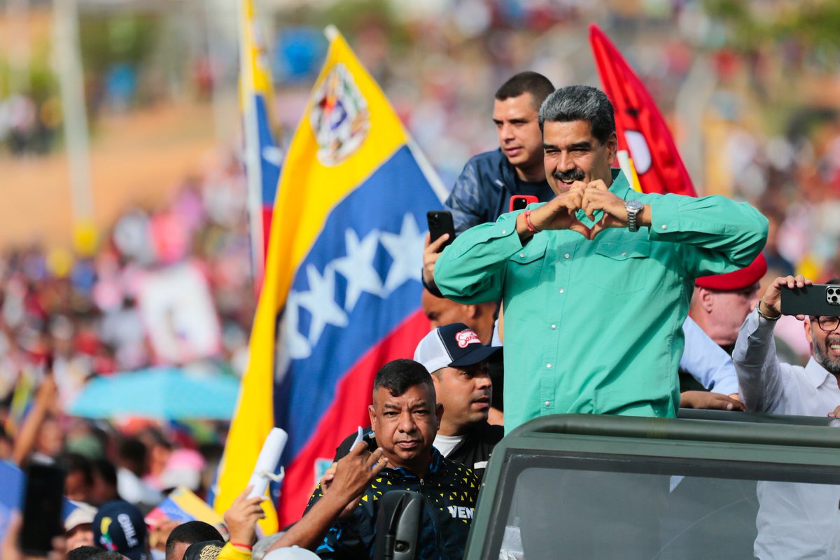 #25May | 🇻🇪 📢 ¡ETIQUETA DEL DÍA! ▶️ #MaduroSeLasSabeTodas ¡Estamos resueltos a salir adelante!