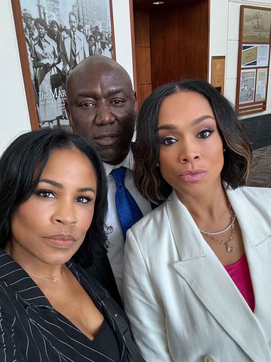 When your brother is a real one and always has your back? No feeling like it. #gang #blacklawyersmatter #justiceformarilynmosby #standingonbusiness