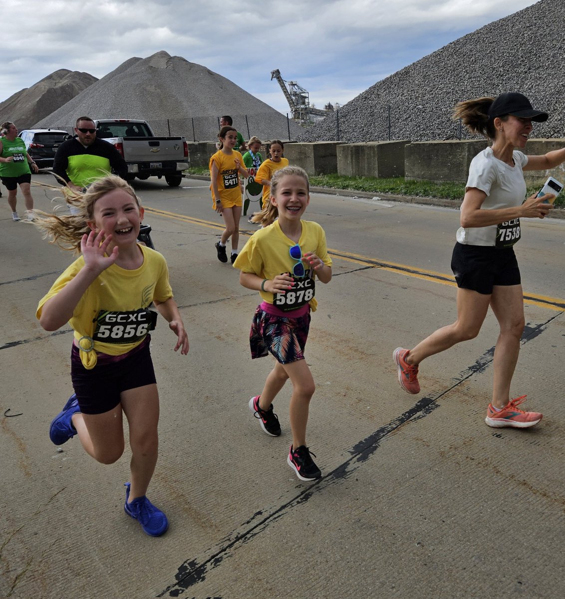 Mrs. Weber tweet media