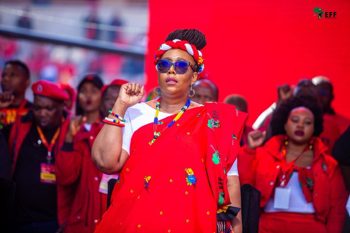 National Chairperson @veronica_mente chairing the #EFFTshelaThupaRally