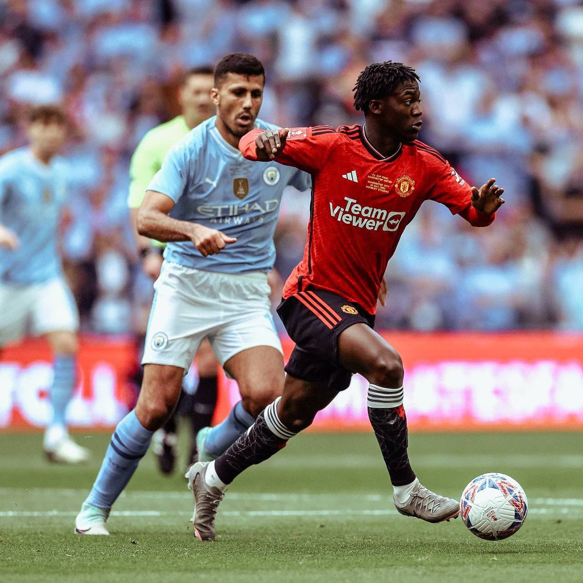 Same_oLdM3's tweet image. Lero apolisi asapezeke mu nsewu.......mowa umwedwe.....GGMU kutisamala🥳🥳🥳🥳