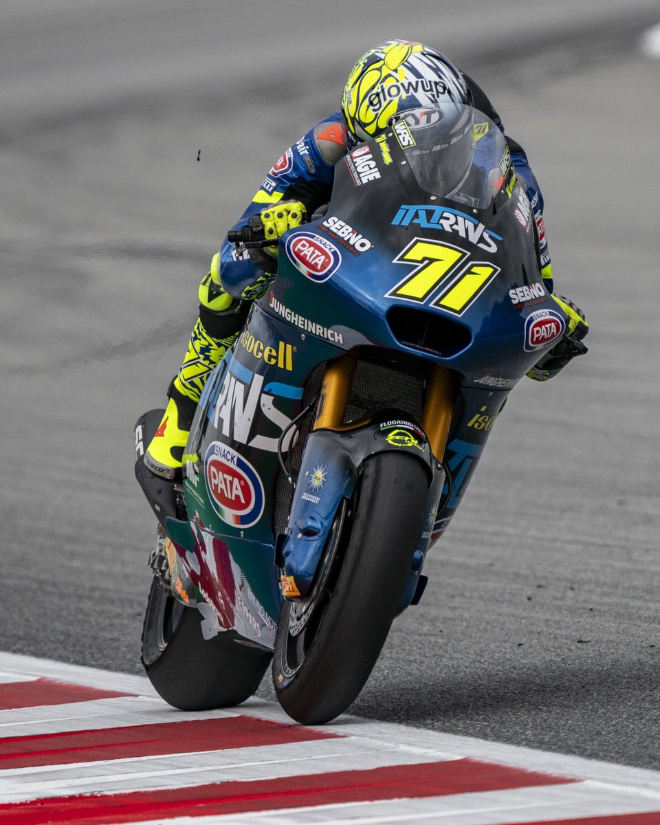 dennisfoggia71's tweet photo. Un altro weekend difficile, ma non mi arrendo, continuo a lavorare e a mettercela tutta come sempre 🚀

#DF71 #DennisFoggia #DennisFoggia71 #theRocket #motogp #moto2 

#catalangp https://t.co/8TyNJKnadY