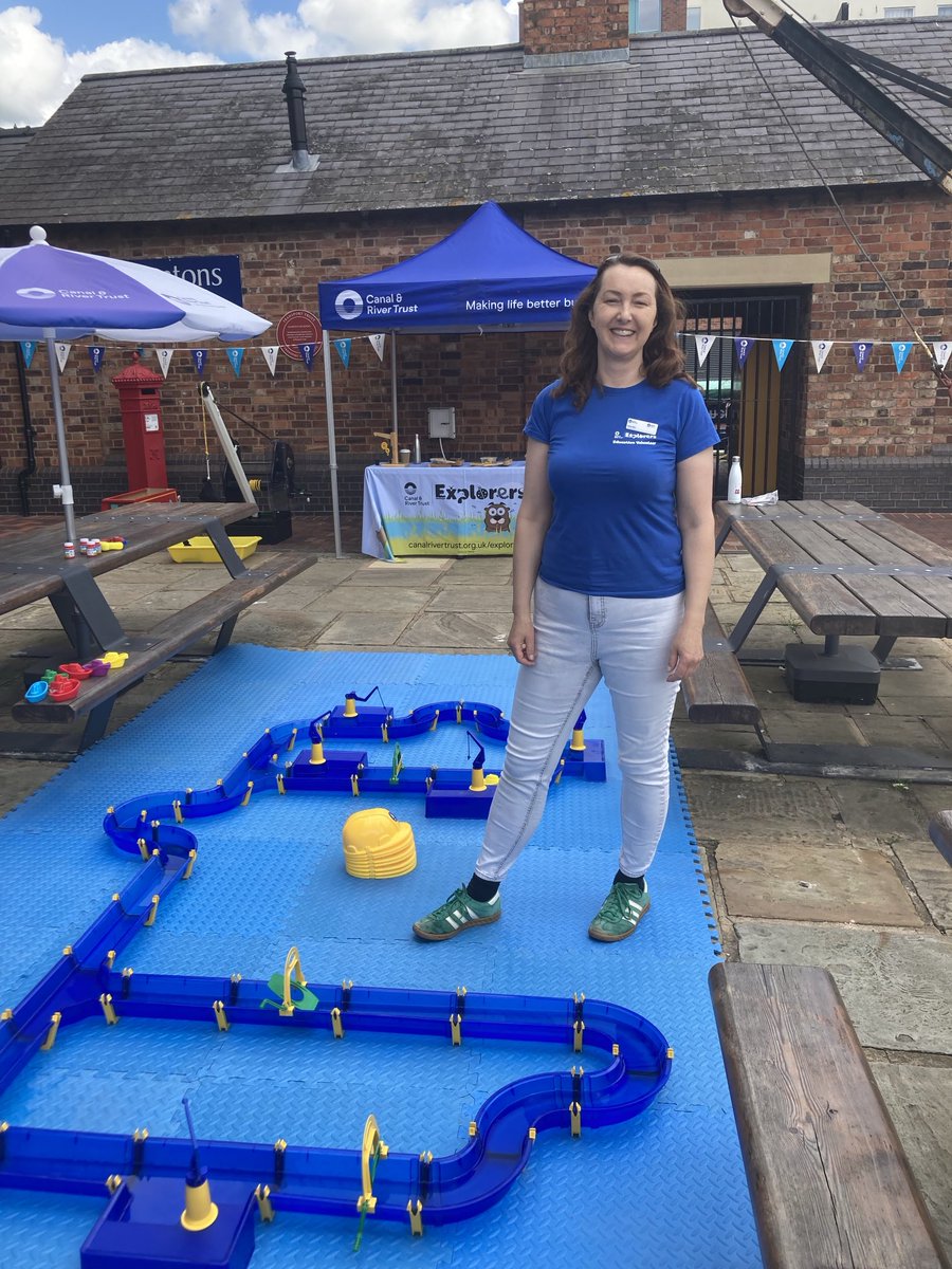 Come and join us in Gloucester Docks #canalrivertrust - Tall Ships are in the Docks for the bank holiday weekend and lots of fun to be had…#explorers #volunteers#events