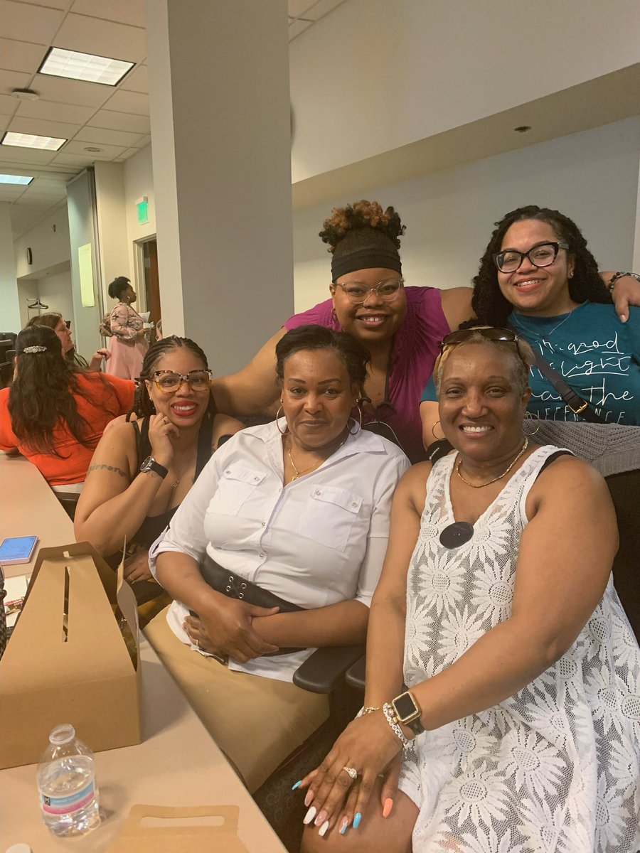 #LastPost I had a great time this past Wednesday at the year-end #MentoringMatters Celebration &amp; Reflection! The bonus was that I got to spend time with so many lovely people, my fellow mentors, and finally, I had the chance to meet all my mentees in person ♥️.