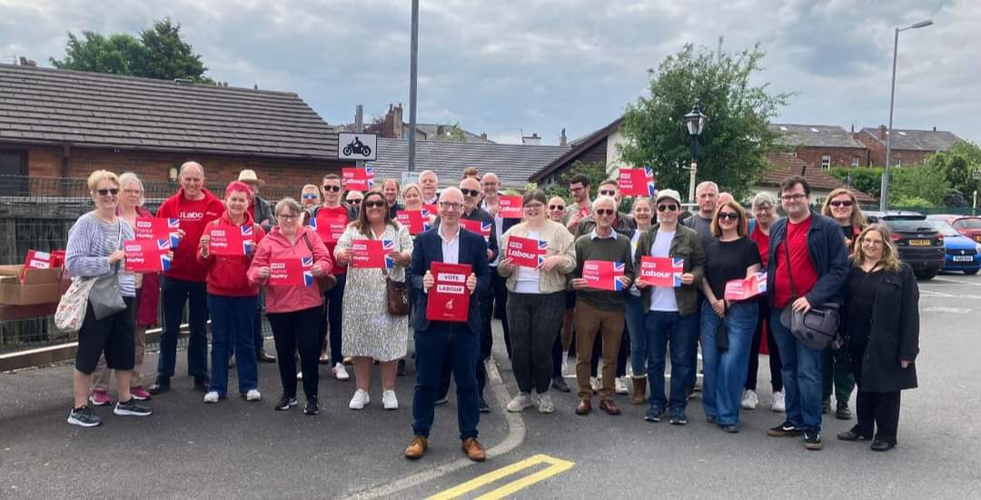 SouthportLabour's tweet photo. Huge support for our candidate @patrick_hurley in Southport this morning! https://t.co/VdA3q3ghmv
