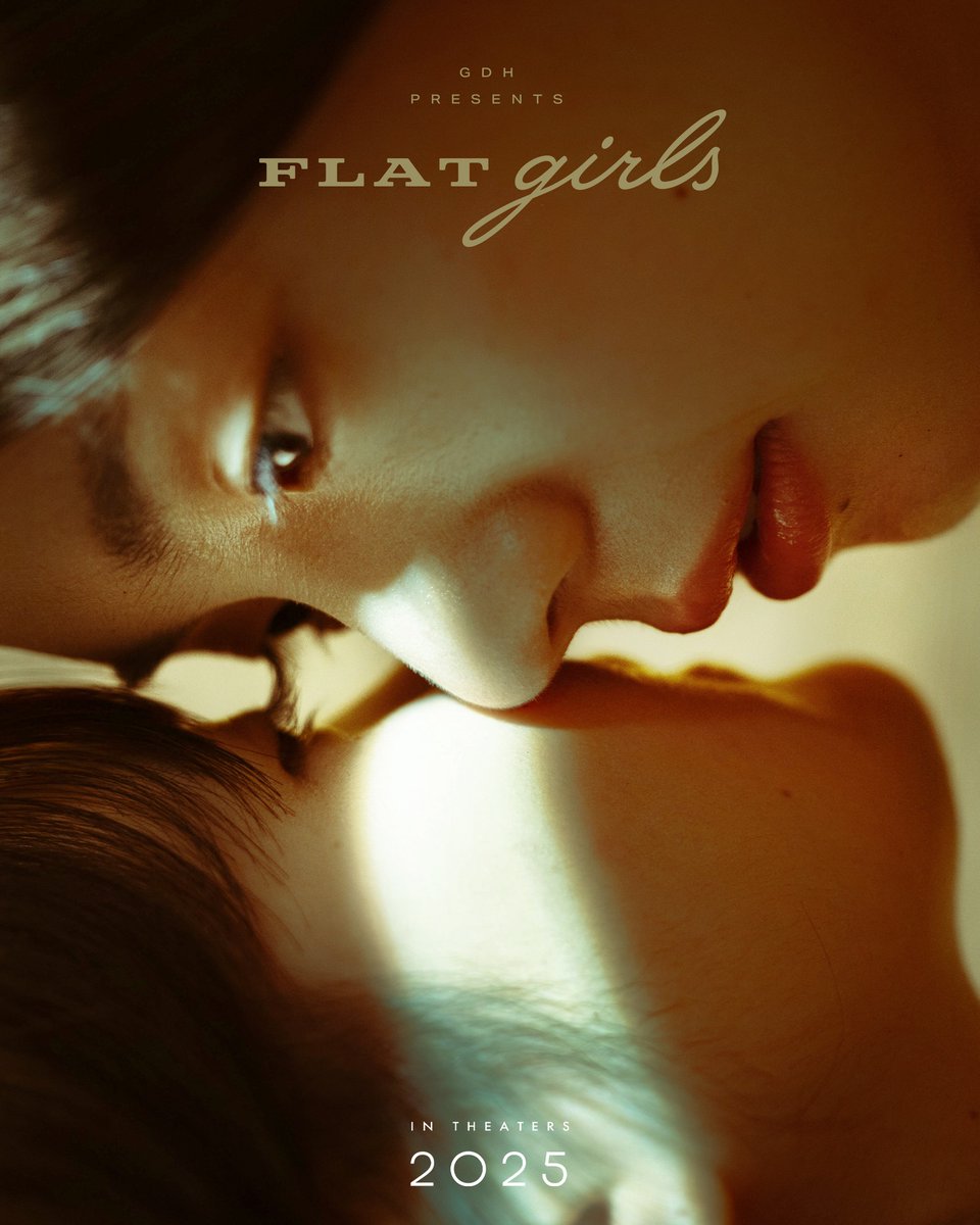 NaafaiC's tweet photo. โปสเตอร์อย่างสวย 
‘Flat Girls’ (Working Title)
ภาพยนตร์แนว Coming-of-Age / Drama https://t.co/NzdCaKlFST