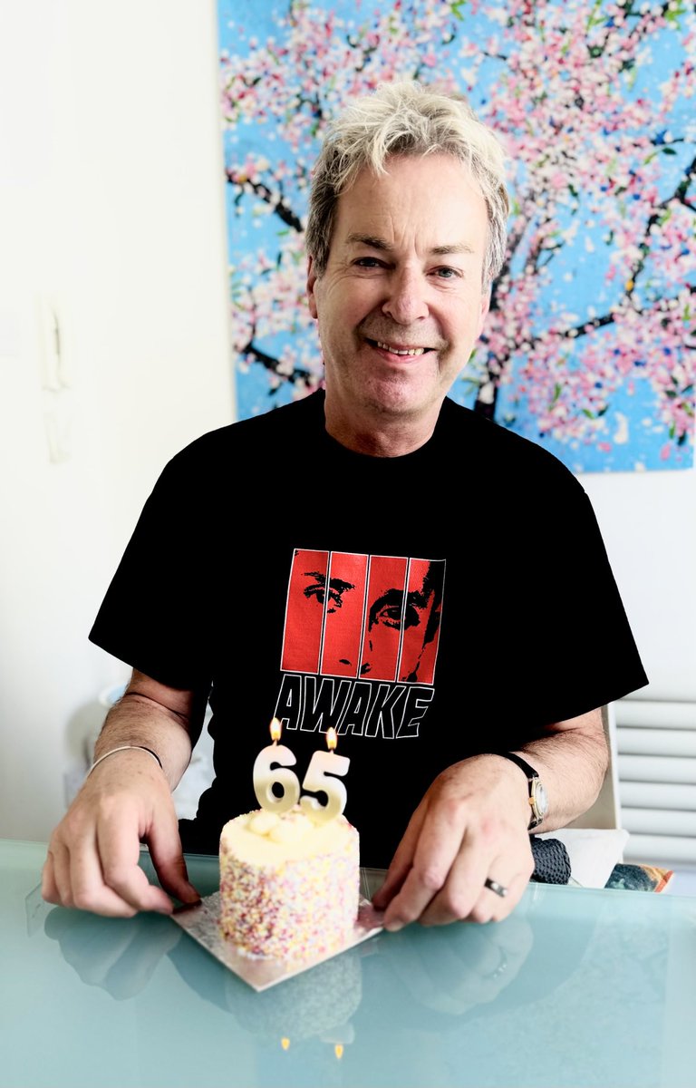 Julian Clary tweet media