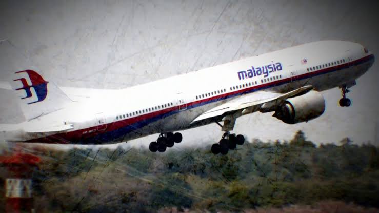 A whole plane full of people disappeared and Noone knows what happened to date? MH 370  mystery