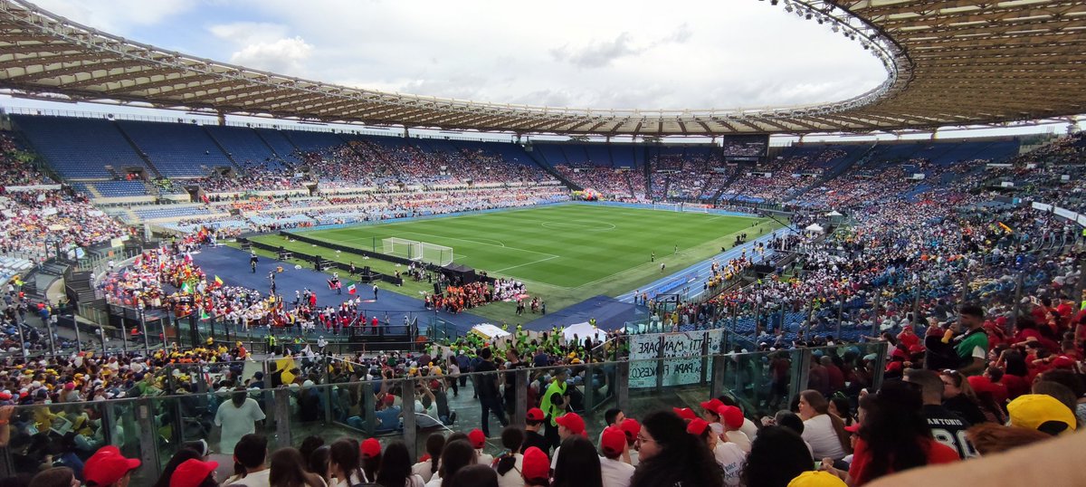 dennyb7's tweet photo. #gmb #giornatamondialedeibambini
#olimpico #Roma2024 https://t.co/d1qfF6wos6