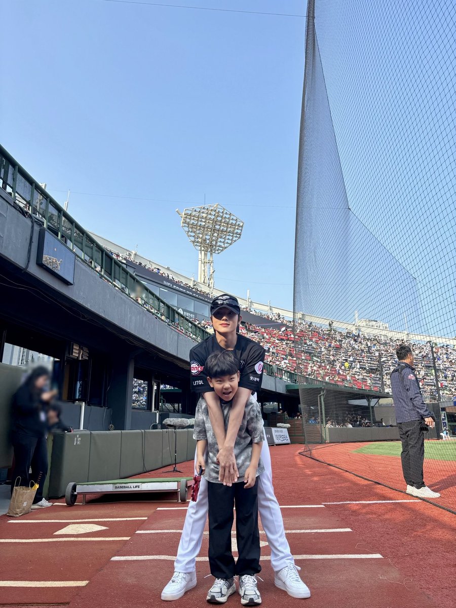 [#우영] 나는 그냥 한 마디만 할게
최강 롯데
#ATEEZ #에이티즈