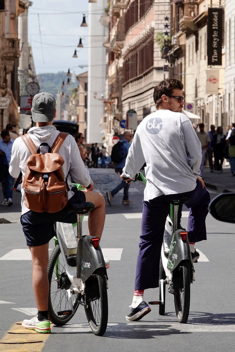 More Harry in Rome on his lime bike with Luis

- May 21, 2024