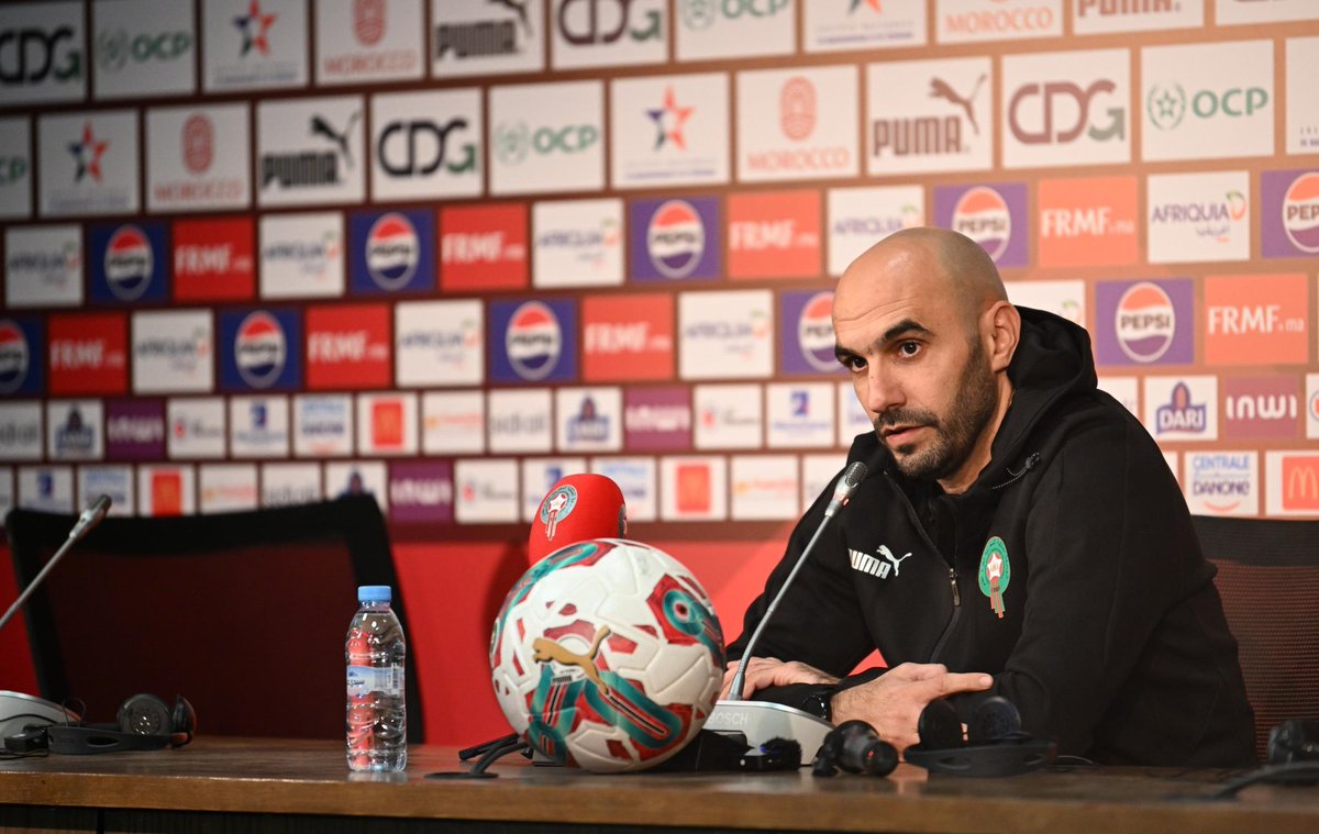 morocco___now's tweet photo. سيعقد وليد الركراكي مدرب المنتخب الوطني يوم الثلاثاء 28 ماي، ندوة صحافية بمركب محمد السادس لكرة القدم، للإعلان عن قائمة اللاعبين الذين ستوجه لهم الدعوة للمباراتين اللتين سيخوضها أما�� منتخبي زامبيا والكونغو ، برسم التصفيات الإفريقية المؤهلة لنهائيات كأس العالم 2026. https://t.co/OPxp8yNvDq