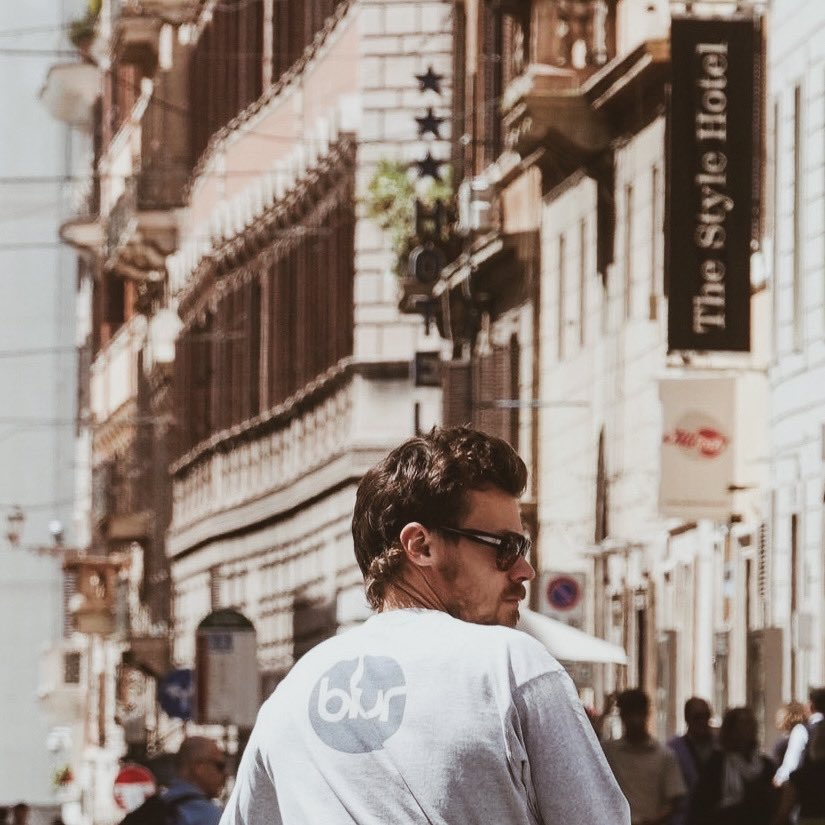latenightkyoto's tweet photo. never seen a more poetic picture than this like wdym ‘the style hotel’ on the background of a harry styles photo https://t.co/OmkQOiMJr3