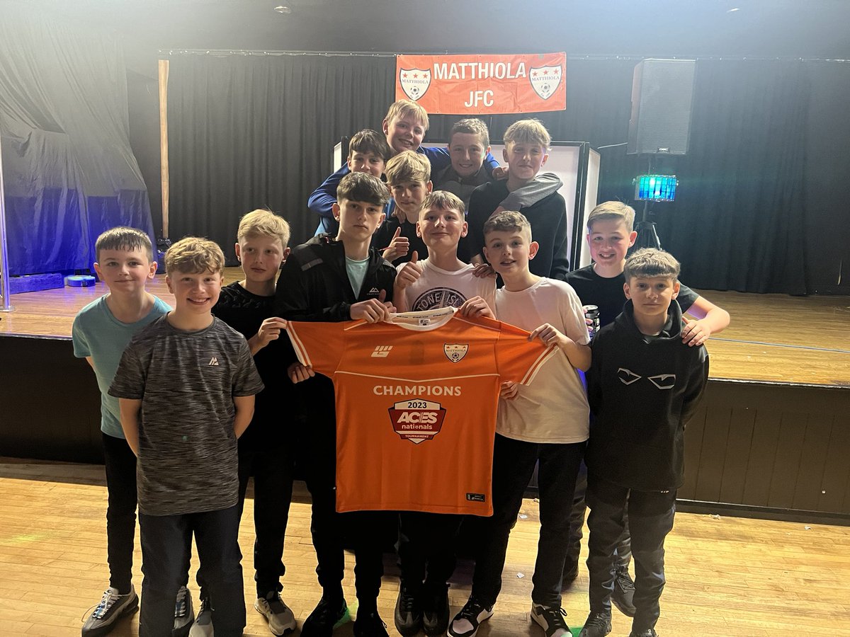 Alan (@al_stany) on Twitter photo Big thanks to <a href="/GripActive/">GripActive Sports</a> for sending the boys this customised Champions Jersey. Class touch and something they can keep. Theyโll be back in a few weeks to defend their title ๐๐ <a href="/ACESfootballUK/">ACES Nationals</a> Big thanks to <a href="/GripActive/">GripActive Sports</a> for sending the boys this customised Champions Jersey. Class touch and something they can keep. Theyโll be back in a few weeks to defend their title ๐๐ <a href="/ACESfootballUK/">ACES Nationals</a>