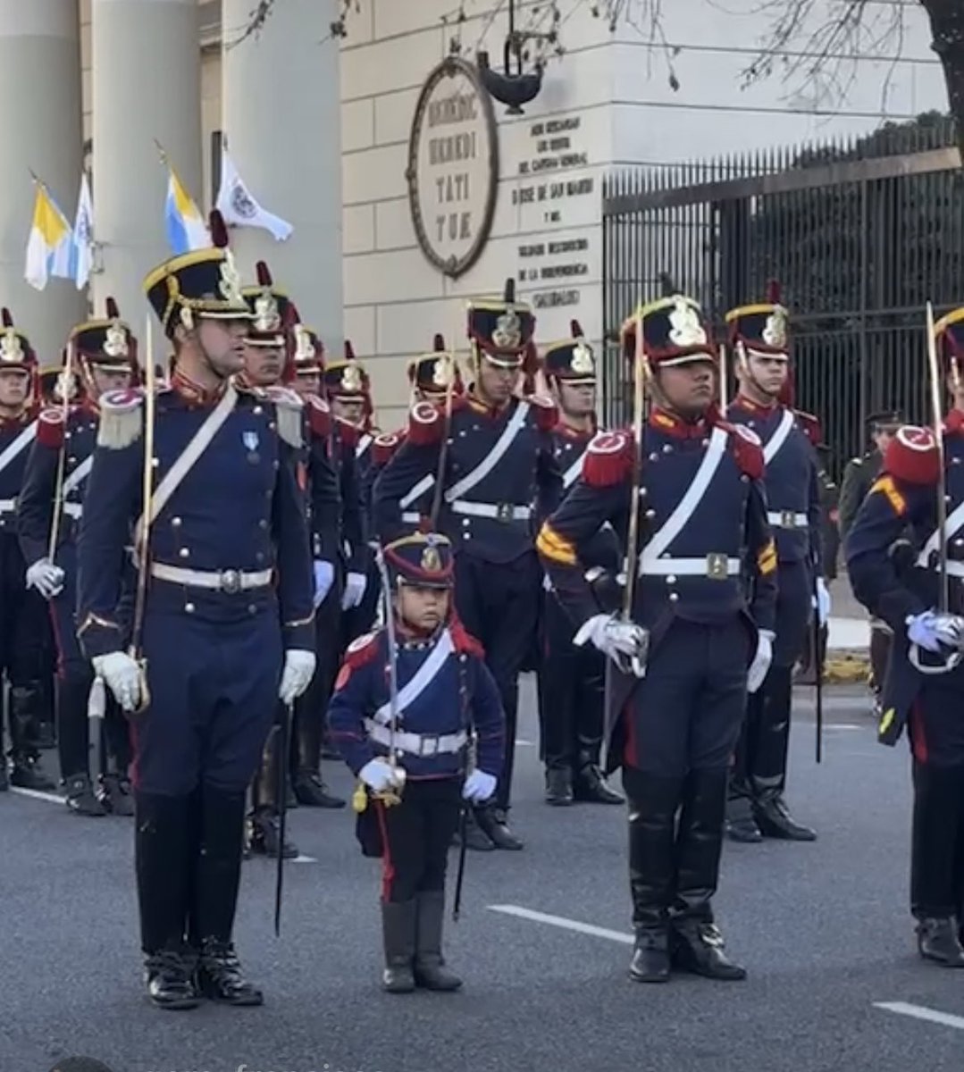 candela31_'s tweet photo. Mejor país del mundo. QUE VIVA LA PATRIA 🇦🇷🤍 https://t.co/n7khb7NXQM