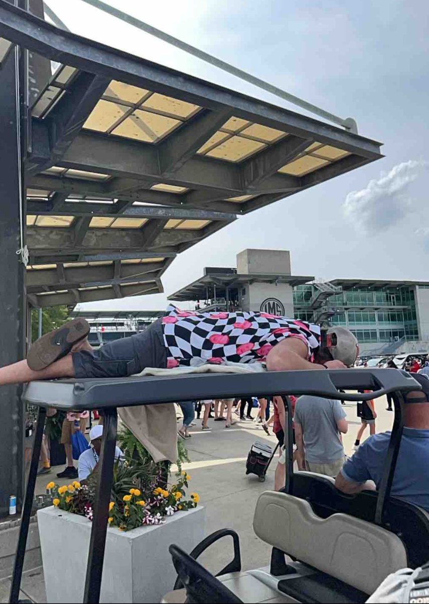 boilercapper's tweet photo. @Indy500Pics sometimes you just need to lay down https://t.co/S3u4bgyUvN