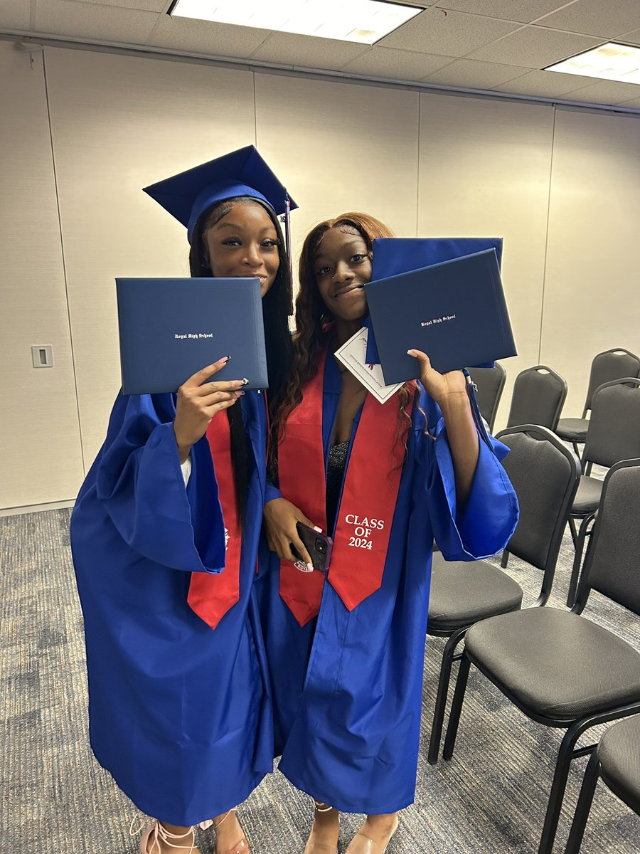 Royal Girls Track tweet media