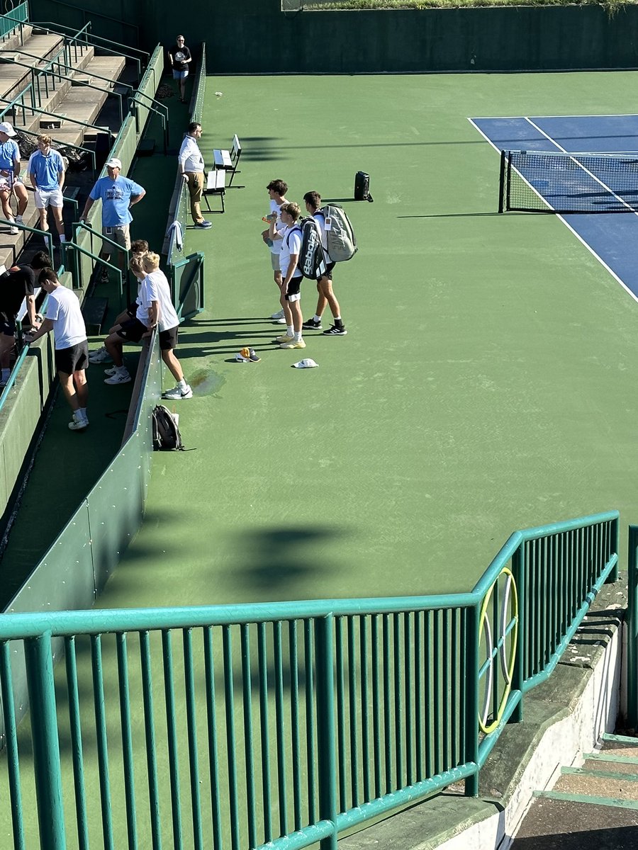 Josboyz's tweet photo. It’s a beautiful morning in Springfield for some Hounds tennis. First team appearance at state!! @spoofhound1 https://t.co/4HNcHnclOf