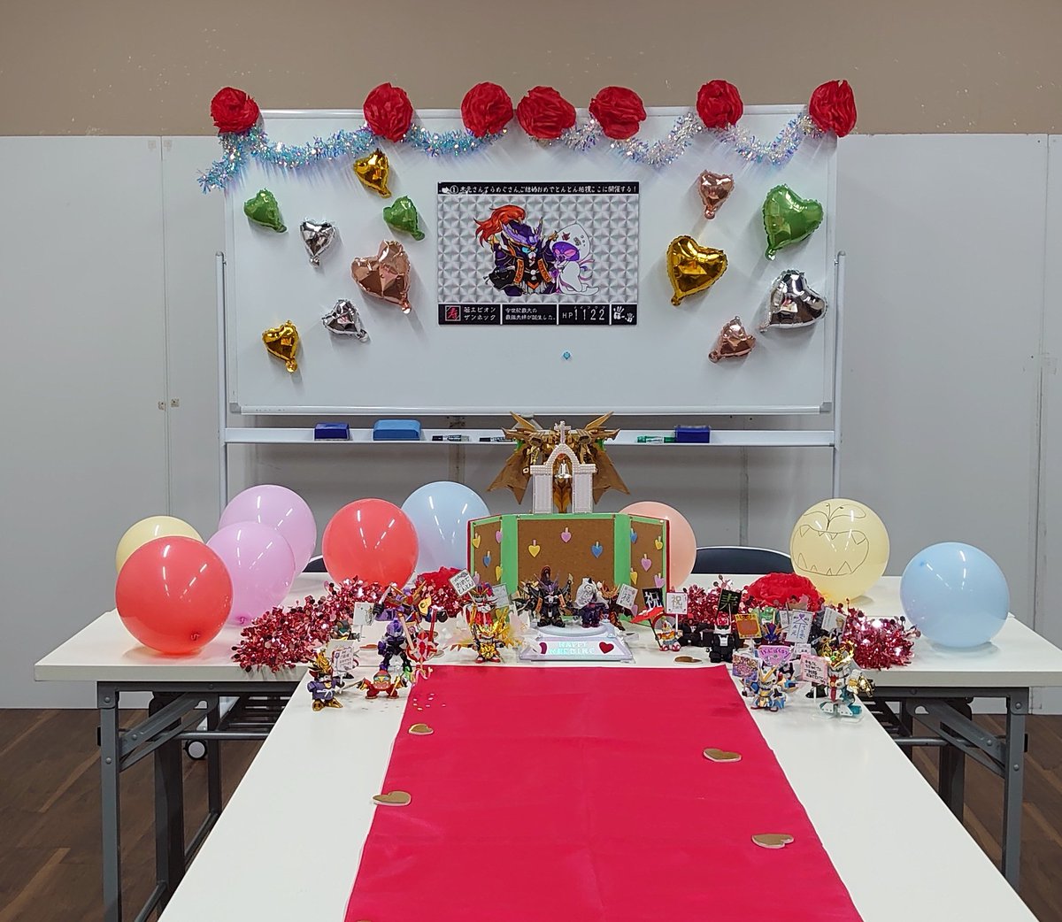 n_p_viverrinus's tweet photo. 楽しかったぁ！
皆さんのお祝いの装いもいい感じに和洋混ざっていたし、新婦(ザンネック)さんは衣装チェンジもあったのです。
久しぶりのタッグバトル早々にリタイアしてばかりでしたが、便乗勝利で爪痕は残せたのかな？
#おめでとんとん相撲 https://t.co/lVZQ3Iz6nN