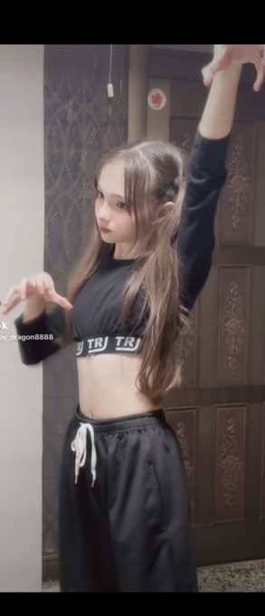 Twitterのコスプレ画像13