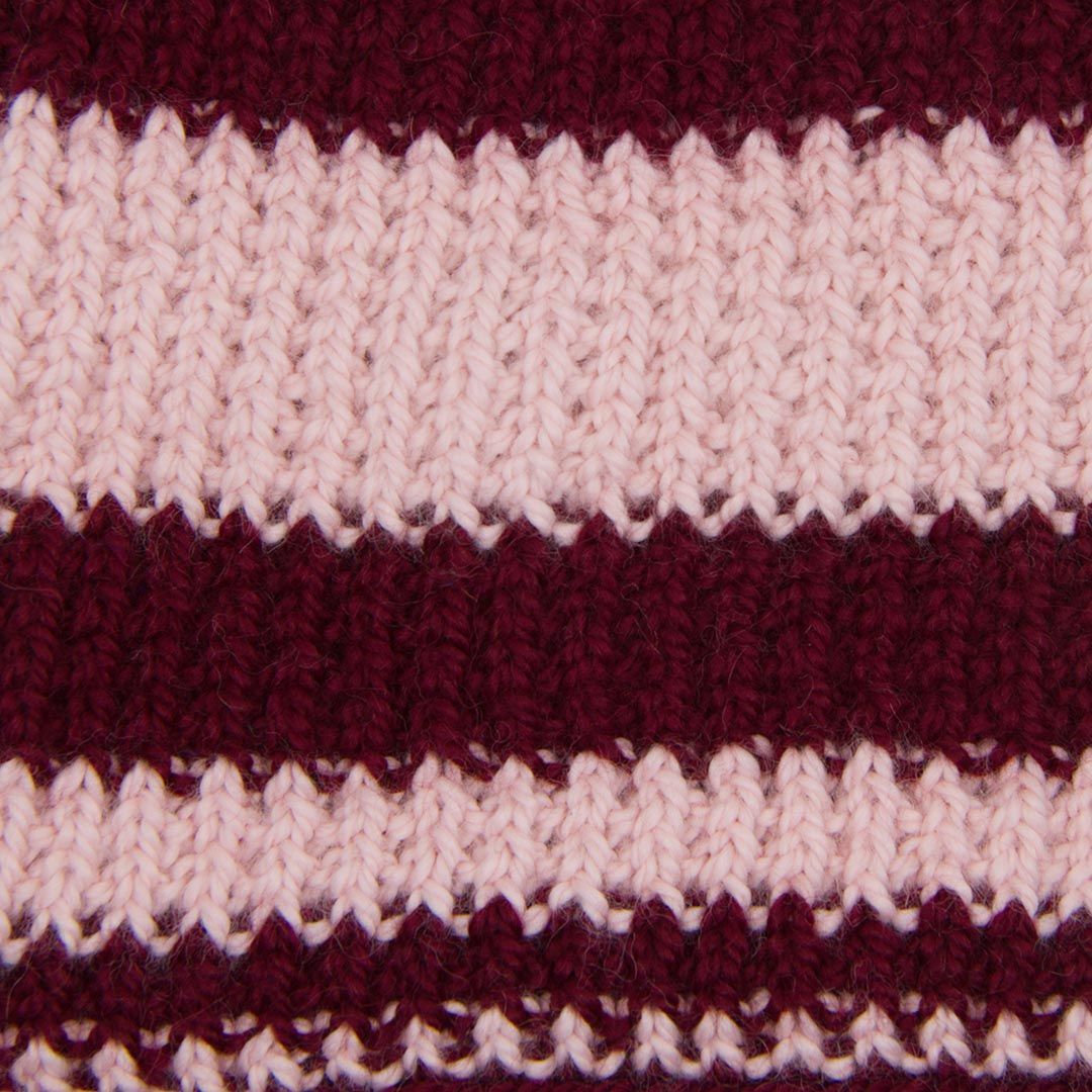 CascadeYarns's tweet image. It&apos;s National Wine Day! 🍷
Wine and Roses Cowl in Baby Alpaca Chunky
Designed by Shannon Dunbabin
This free pattern is available on our website - buff.ly/4bsgFoD 
#CascadeYarns #CascadeFreePattern #freepattern #BabyAlpacaChunky #knitcowl #wine #roses #WineDay #cheers