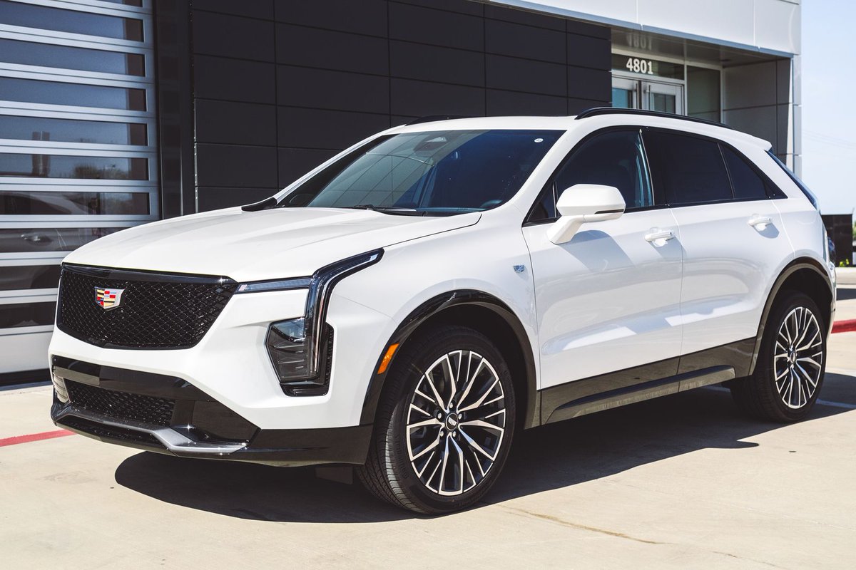 BOCadillacEdin's tweet photo. Redefine luxury with the compact and powerful 2024 Cadillac XT4 🚗💥.
Start your journey at #BertOgdenCadillac by calling 956-758-5308 or visiting our website ⏩ https://t.co/9Y81p1ZidR. Compact has never been so luxurious 🌟. #DaleGas #vackarstadium https://t.co/36irX7svXq