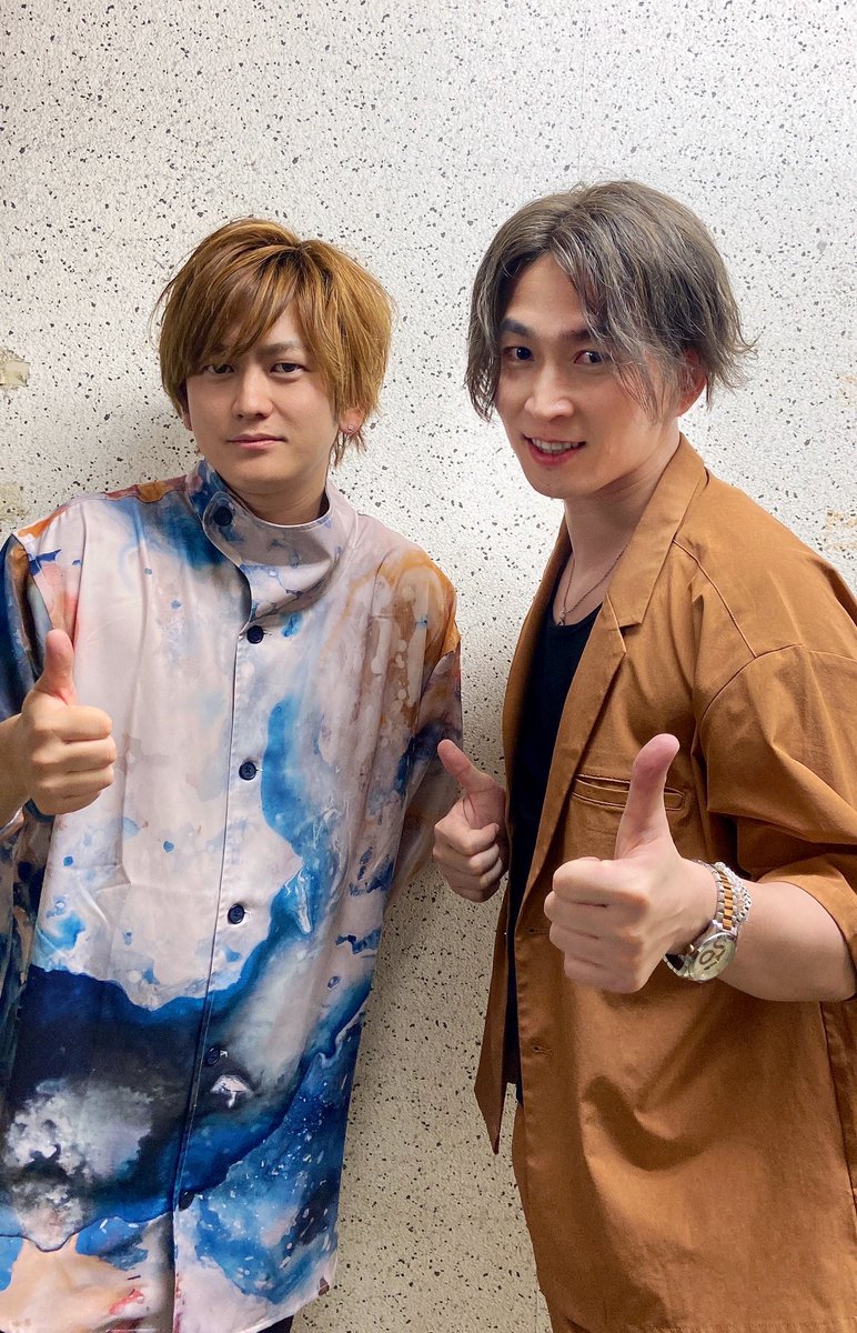 UKen314's tweet photo. 昨日も一緒やった雄馬くんと☆

最後にドリーマーはズルいわ〜

姫路呼ぶしこれからも宜しくね♪

#大根雄馬
#リスペクト
#梅田アムホール
#lovecollection https://t.co/1UPeORfGcK