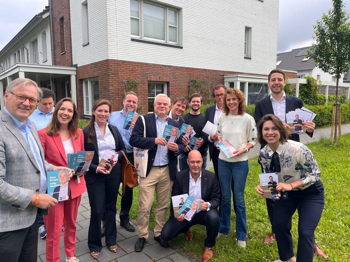 Vandaag een mooi liberaal congres in Nieuwegein met geweldige speech van <a href="/DilanYesilgoz/">Dilan Yesilgöz - Zegerius</a>. En natuurlijk gaan wij ook in gesprek met Nieuwegeiners, over het hoofdlijnenakkoord én de Europese verkiezingen op 6 juni.