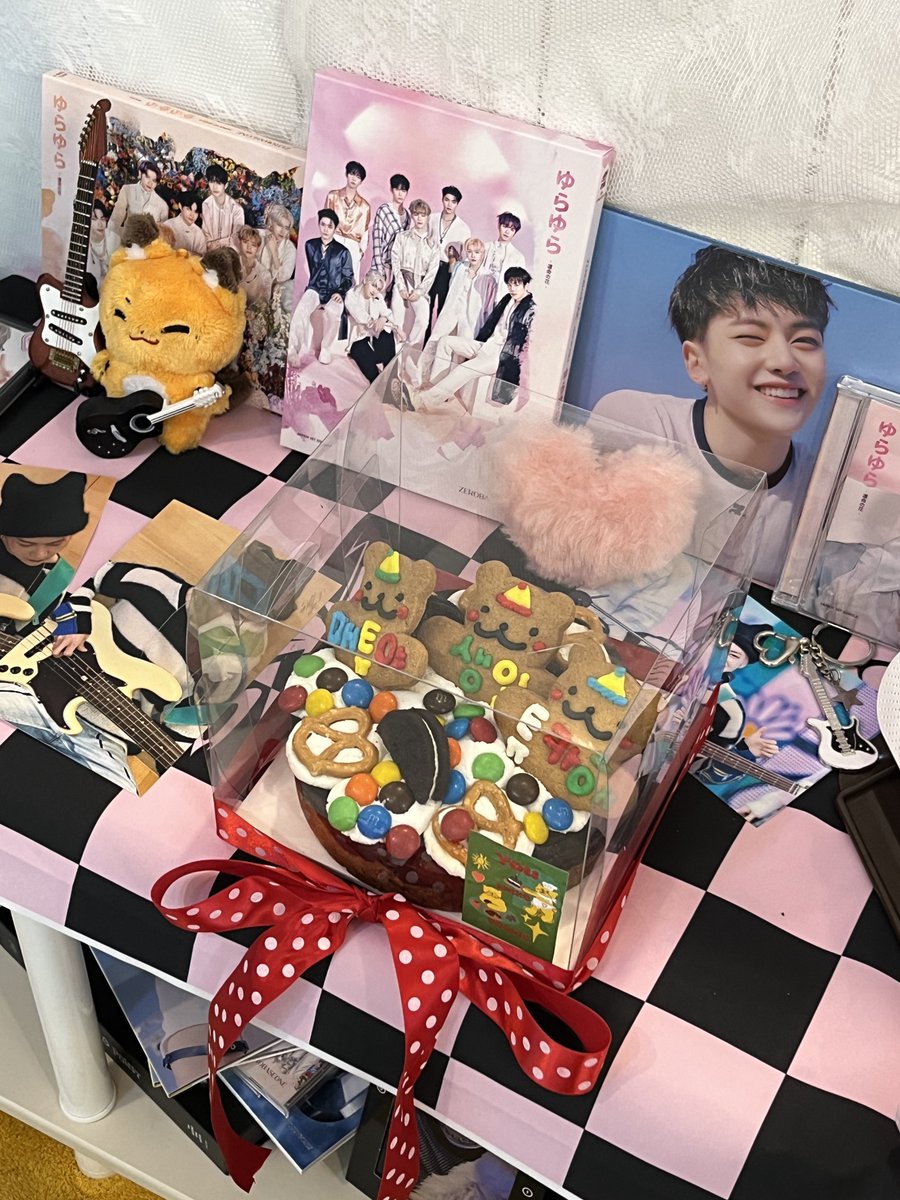 cheriethew's tweet photo. 📍모두다토끼
밴드부 동방에 온 것처럼 포근폭신하게 꾸며져있어서 너무 예뻤어요♡

밴드부 그 오빠 석매튜선배,,,💕
저요저요러스밴드럼제가할래요저여야만해요제가가입할래요

#LOVESPIRITBAND
#락스타매튜준비왈려 https://t.co/m6Y6ocndTC