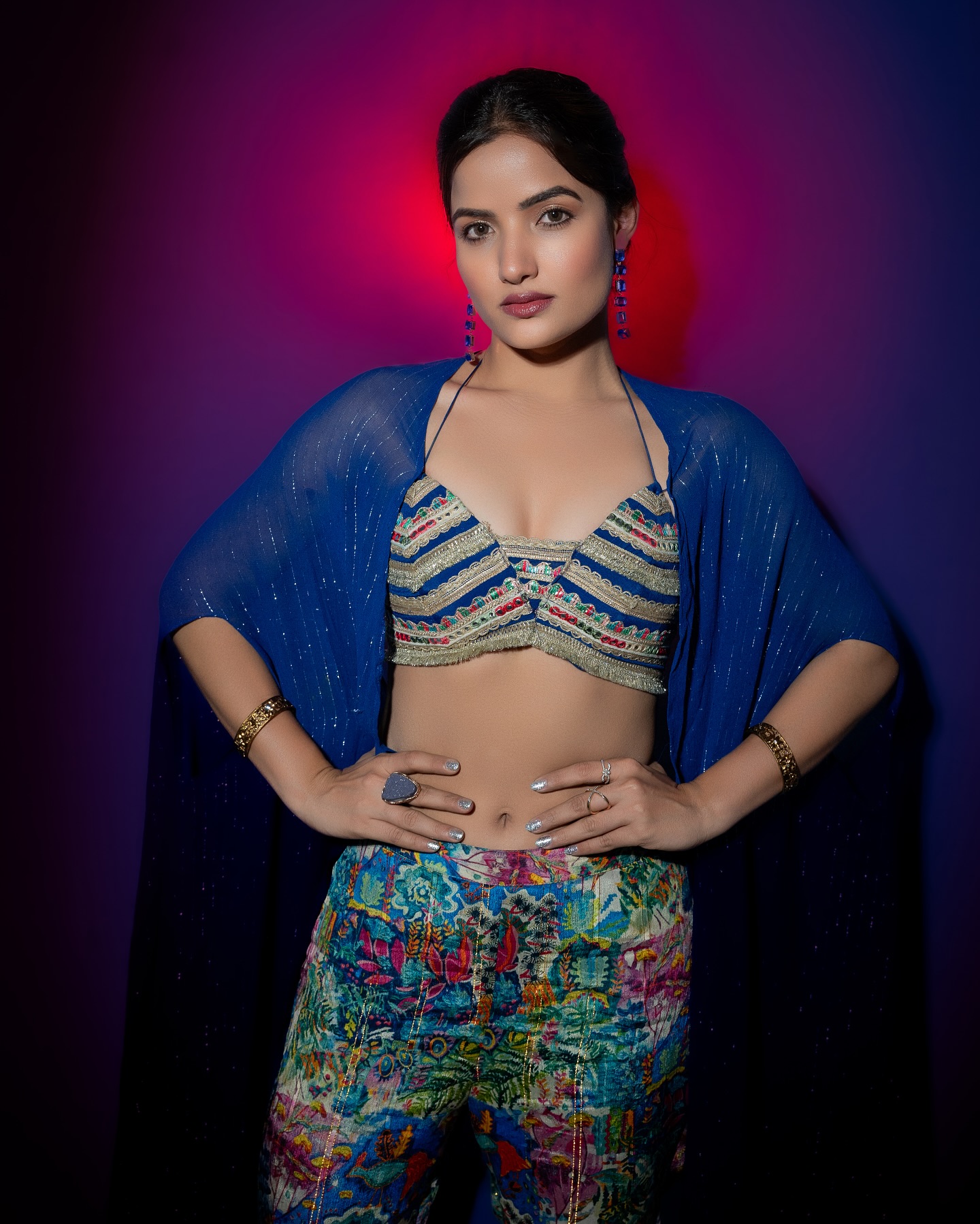 GObjPbca4AAyK_3?format=jpg&name=large