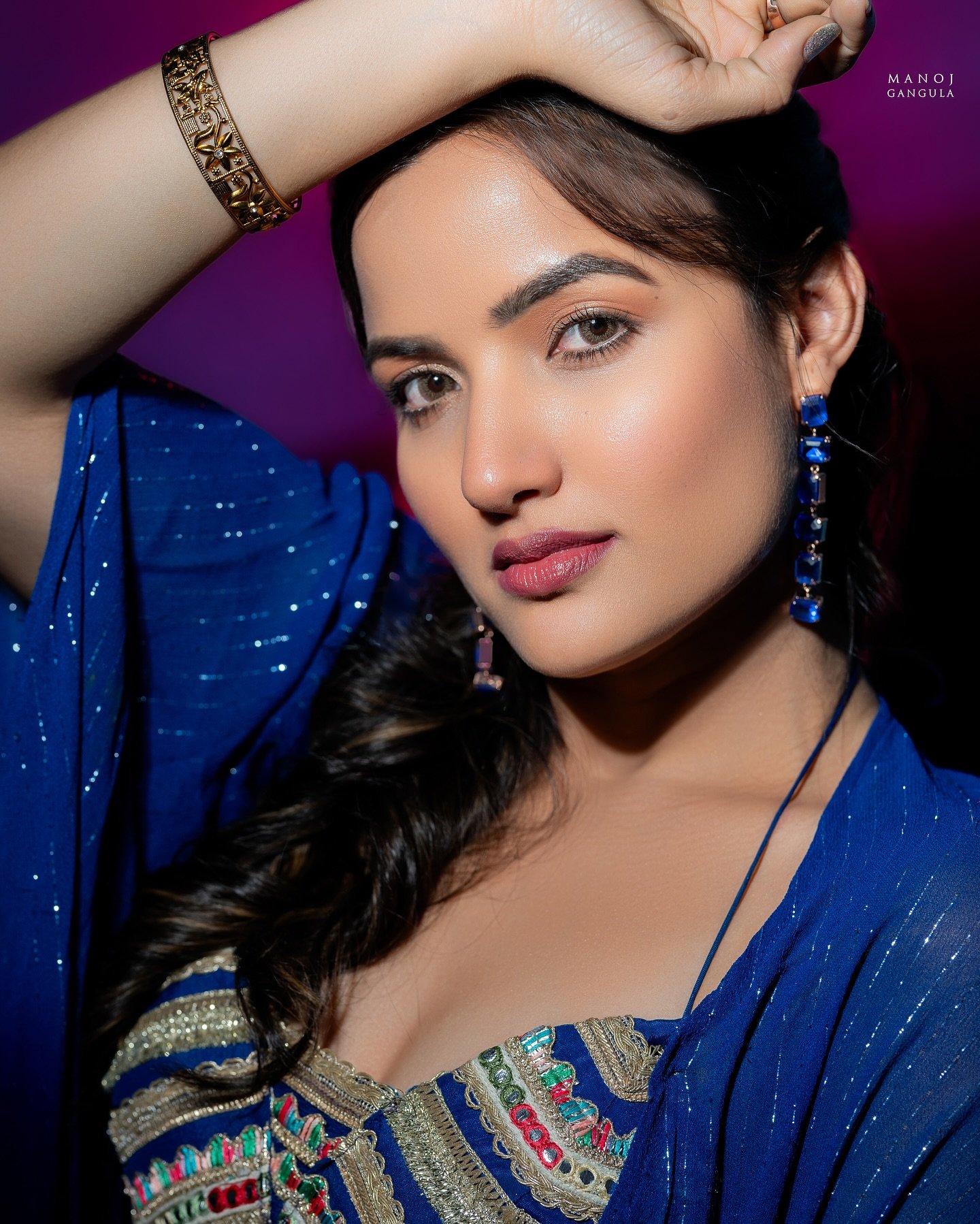 GObjPhAbIAAz93h?format=jpg&name=large