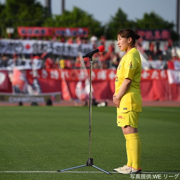 REDSPRESS's tweet photo. 🔴WEリーグ第22節・日テレ・東京ヴェルディベレーザ=選手コメント（鈴木）🔴

#鈴木佐和子、すべてをレッズレディースが教えてくれた

https://t.co/N0qn0r0mu7

#urawareds #三菱重工浦和レッズレディース https://t.co/JBQTmp4tSE