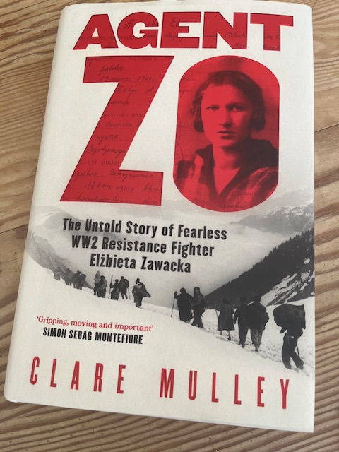 Unputdownable true story about a remarkable woman #AgentZo @wnbooks brilliantly told by @claremulley