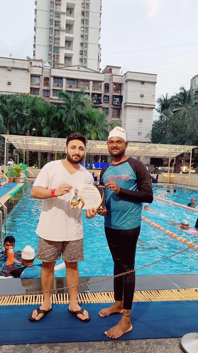 Doob Doob Kar Seekha Tairna.🏊🏻
#MumbaiDiaries