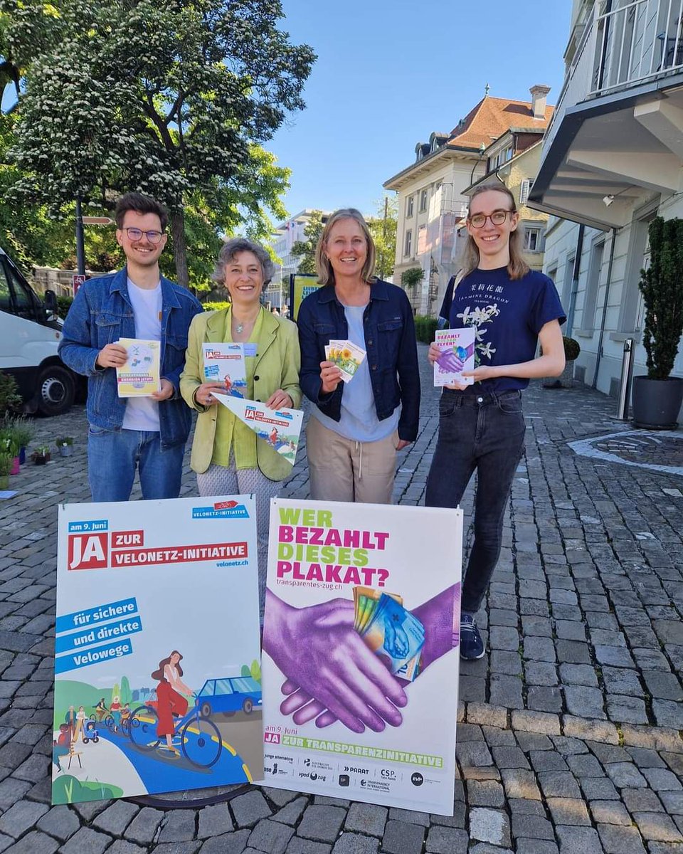 Junge Alternative Zug (@ja_zug) on Twitter photo Auch auf der Strasse sind wir im Einsatz für die Zuger Transparenzinitiative und die Velonetzinitiative. ✊🏻 Am 9. Juni 2x Ja!🗳 <a href="/AlternativeZG/">Alternative - die Grünen Zug</a> #abst24 Auch auf der Strasse sind wir im Einsatz für die Zuger Transparenzinitiative und die Velonetzinitiative. ✊🏻 Am 9. Juni 2x Ja!🗳 <a href="/AlternativeZG/">Alternative - die Grünen Zug</a> #abst24