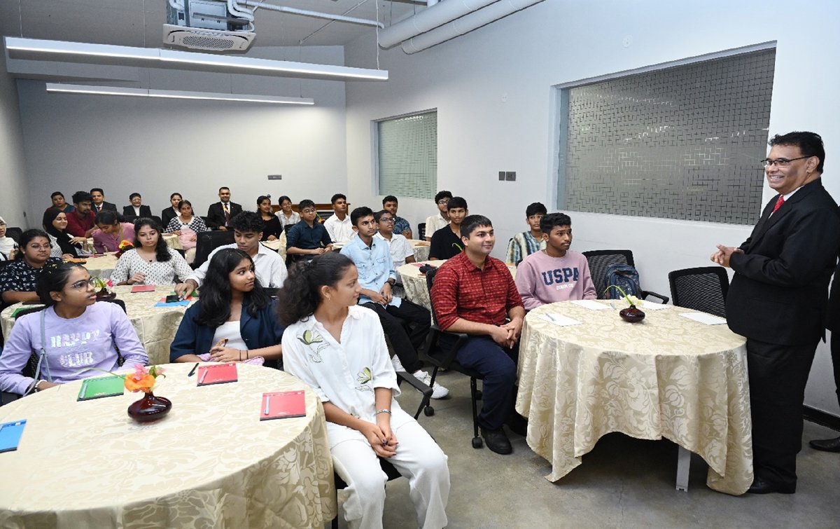 WManipal's tweet photo. May 23, 2204: #WGSHA organized the Elegant Teen-#Grooming #Etiquette Workshop. An exclusive event designed for teenagers to enhance their personal and professional lives.
@thiruchef @rajshekharphilkhana
@mahe_manipal @itchotels @itccorpcom
#teenagerslife #EducatingFutureLeaders https://t.co/NiZihfR0J0