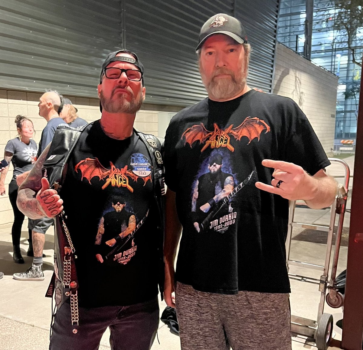 Darkangelthrash's tweet photo. Ron Rinehart and Rob Barrett at the @CorpseOfficial show paying respects to Jim Durkin! Jim was one of the God Fathers of thrash, RIP Jimmy🤘
#oldschool #cannibalcorpse #darkfuckingangel #darknessdescends #darkangelthrash #ronrinehart #jimdurkin #robbarrett https://t.co/89r7rSQdQi